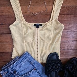 NWOT yellow clasp front tank top size small